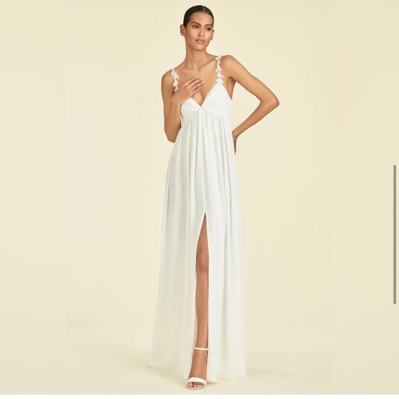 Sachin + Babi Dresses & Skirts - NWT Sachin & Babi ($1095) Sabrina empire Chiffon Gown - Ivory - size 4 - bridal